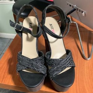 Must Have … Brand  New New , Save Now 🤗